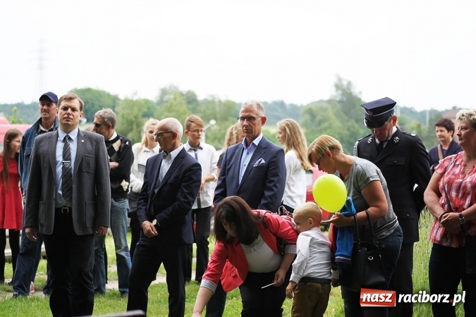 Zdjęcie w galerii na portalu naszraciborz.pl: Jubileusz ponownego odsłonięcia kamienia Eichendorffa w Brzeziu wiadomości z regionu