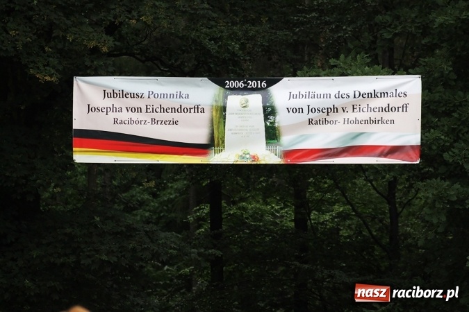 Zdjęcie w galerii na portalu naszraciborz.pl: Jubileusz ponownego odsłonięcia kamienia Eichendorffa w Brzeziu wiadomości z regionu