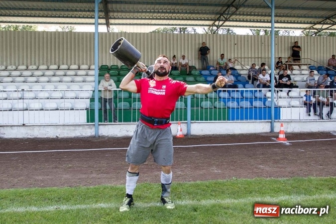 Zdjęcie w galerii na portalu naszraciborz.pl: II Mistrzostwa Polski Strongman w Kietrzu. Tichanów drugi FOTOREPORTAŻ wiadomości z regionu