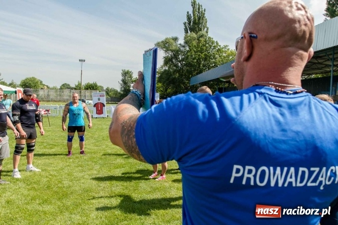 Zdjęcie w galerii na portalu naszraciborz.pl: II Mistrzostwa Polski Strongman w Kietrzu. Tichanów drugi FOTOREPORTAŻ wiadomości z regionu