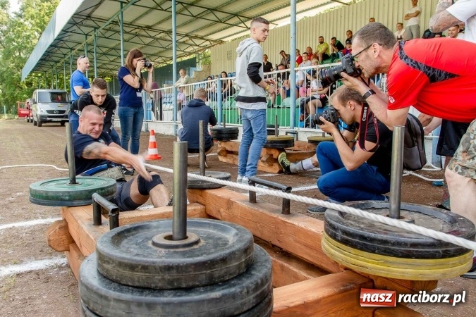 Zdjęcie w galerii na portalu naszraciborz.pl: II Mistrzostwa Polski Strongman w Kietrzu. Tichanów drugi FOTOREPORTAŻ wiadomości z regionu