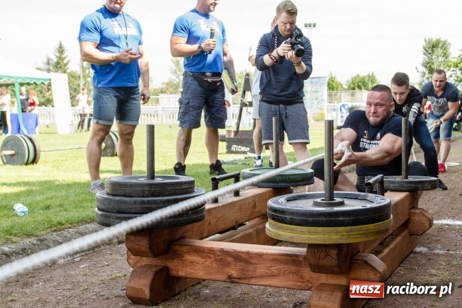 Zdjęcie w galerii na portalu naszraciborz.pl: II Mistrzostwa Polski Strongman w Kietrzu. Tichanów drugi FOTOREPORTAŻ wiadomości z regionu