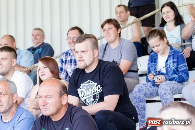 Zdjęcie w galerii na portalu naszraciborz.pl: II Mistrzostwa Polski Strongman w Kietrzu. Tichanów drugi FOTOREPORTAŻ wiadomości z regionu