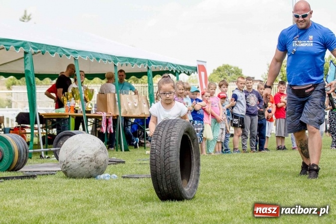 Zdjęcie w galerii na portalu naszraciborz.pl: II Mistrzostwa Polski Strongman w Kietrzu. Tichanów drugi FOTOREPORTAŻ wiadomości z regionu