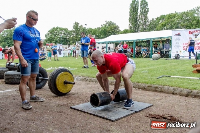 Zdjęcie w galerii na portalu naszraciborz.pl: II Mistrzostwa Polski Strongman w Kietrzu. Tichanów drugi FOTOREPORTAŻ wiadomości z regionu