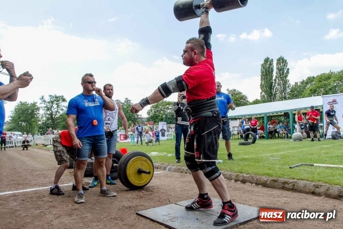 Zdjęcie w galerii na portalu naszraciborz.pl: II Mistrzostwa Polski Strongman w Kietrzu. Tichanów drugi FOTOREPORTAŻ wiadomości z regionu