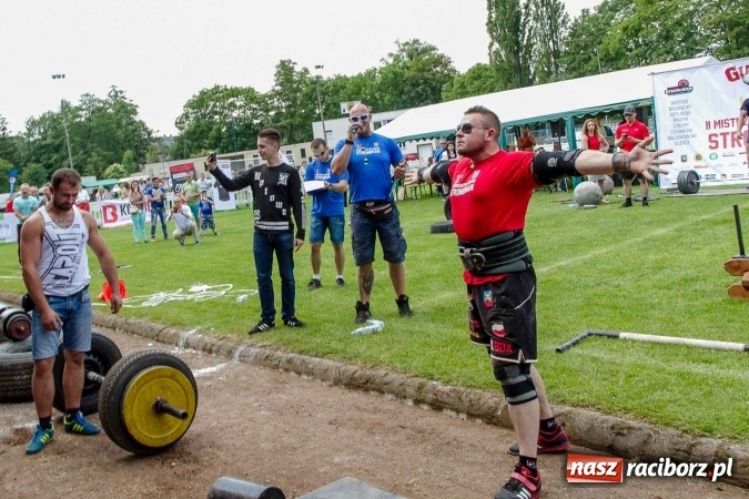Zdjęcie w galerii na portalu naszraciborz.pl: II Mistrzostwa Polski Strongman w Kietrzu. Tichanów drugi FOTOREPORTAŻ wiadomości z regionu
