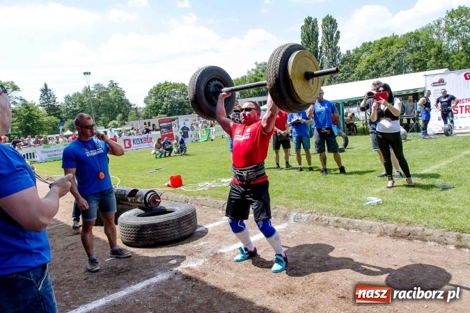 Zdjęcie w galerii na portalu naszraciborz.pl: II Mistrzostwa Polski Strongman w Kietrzu. Tichanów drugi FOTOREPORTAŻ wiadomości z regionu