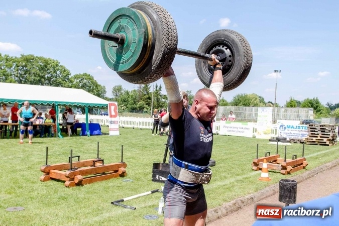 Zdjęcie w galerii na portalu naszraciborz.pl: II Mistrzostwa Polski Strongman w Kietrzu. Tichanów drugi FOTOREPORTAŻ wiadomości z regionu