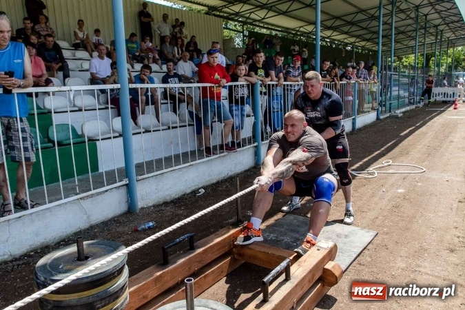 Zdjęcie w galerii na portalu naszraciborz.pl: II Mistrzostwa Polski Strongman w Kietrzu. Tichanów drugi FOTOREPORTAŻ wiadomości z regionu