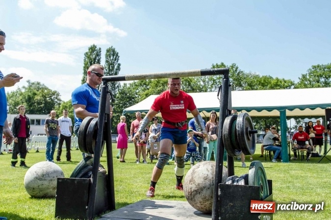 Zdjęcie w galerii na portalu naszraciborz.pl: II Mistrzostwa Polski Strongman w Kietrzu. Tichanów drugi FOTOREPORTAŻ wiadomości z regionu