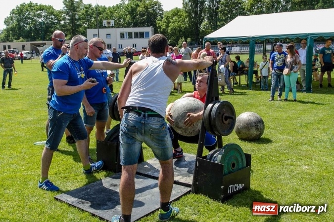 Zdjęcie w galerii na portalu naszraciborz.pl: II Mistrzostwa Polski Strongman w Kietrzu. Tichanów drugi FOTOREPORTAŻ wiadomości z regionu