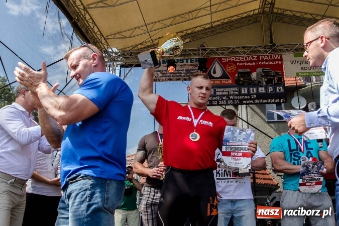 Zdjęcie w galerii na portalu naszraciborz.pl: II Mistrzostwa Polski Strongman w Kietrzu. Tichanów drugi FOTOREPORTAŻ wiadomości z regionu
