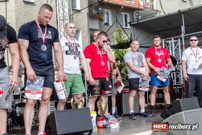 Zdjęcie w galerii na portalu naszraciborz.pl: II Mistrzostwa Polski Strongman w Kietrzu. Tichanów drugi FOTOREPORTAŻ wiadomości z regionu