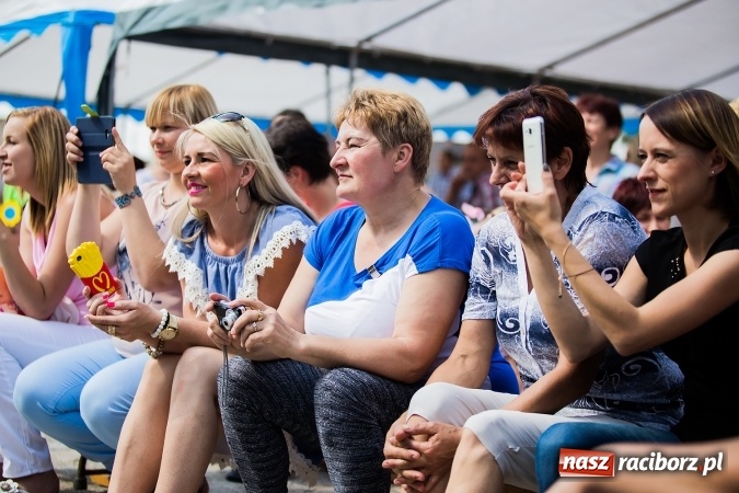 Zdjęcie w galerii na portalu naszraciborz.pl: Festyn rodzinny i Czerwony Kapturek w Studziennej wiadomości z regionu