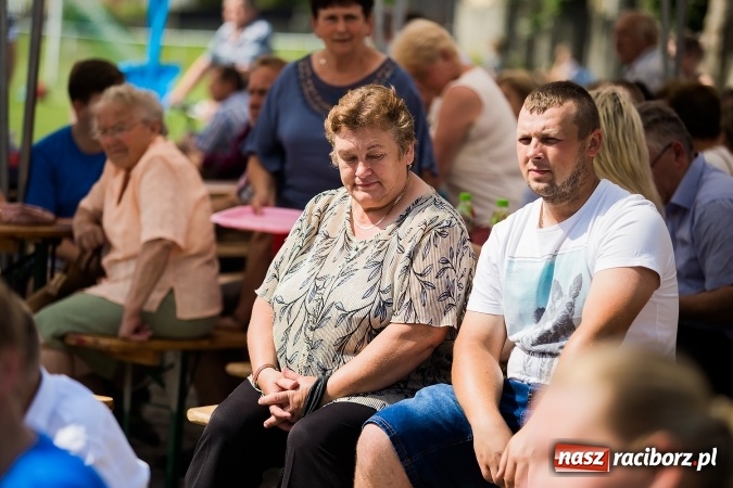 Zdjęcie w galerii na portalu naszraciborz.pl: Festyn rodzinny i Czerwony Kapturek w Studziennej wiadomości z regionu