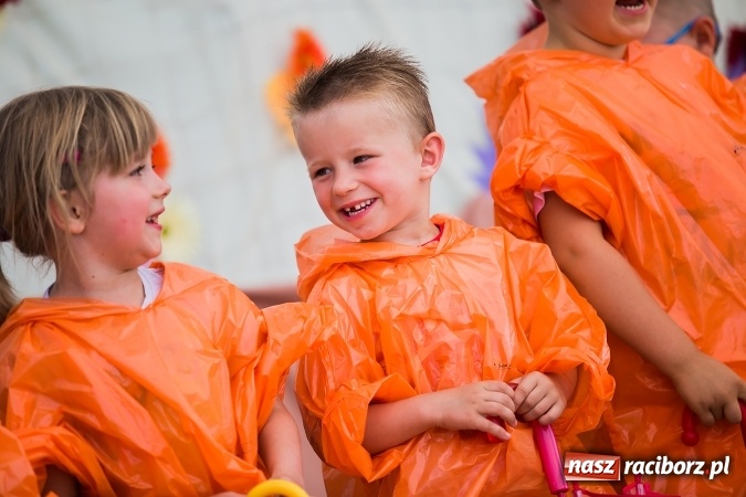 Zdjęcie w galerii na portalu naszraciborz.pl: Festyn rodzinny i Czerwony Kapturek w Studziennej wiadomości z regionu