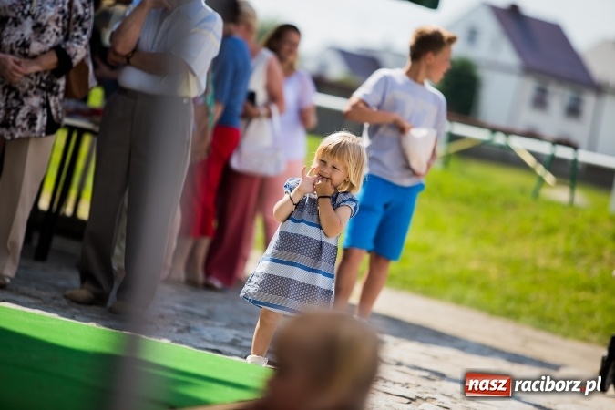 Zdjęcie w galerii na portalu naszraciborz.pl: Festyn rodzinny i Czerwony Kapturek w Studziennej wiadomości z regionu