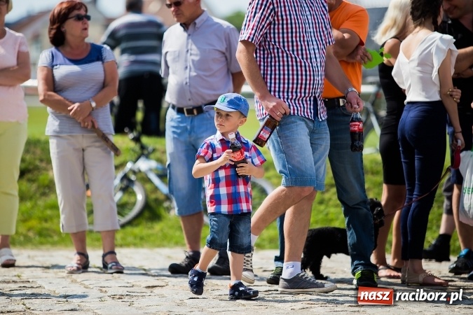 Zdjęcie w galerii na portalu naszraciborz.pl: Festyn rodzinny i Czerwony Kapturek w Studziennej wiadomości z regionu