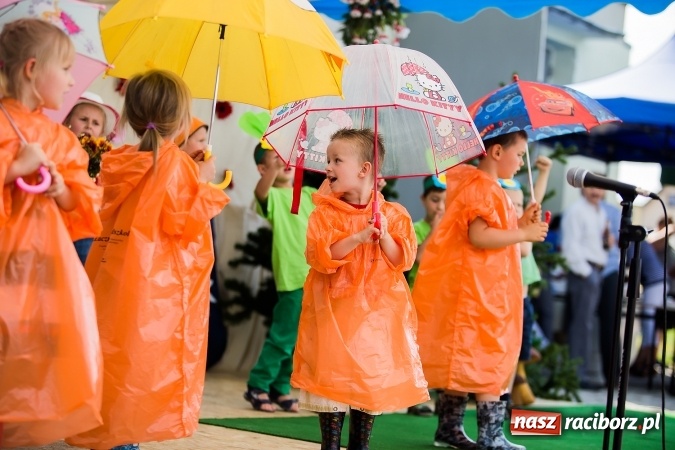 Zdjęcie w galerii na portalu naszraciborz.pl: Festyn rodzinny i Czerwony Kapturek w Studziennej wiadomości z regionu