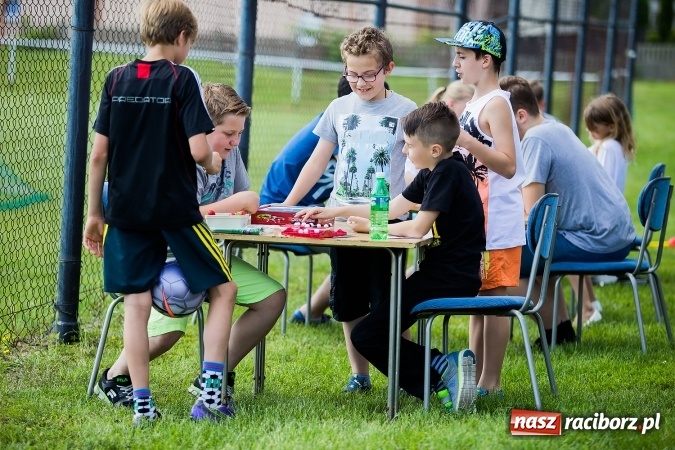 Zdjęcie w galerii na portalu naszraciborz.pl: Festyn rodzinny i Czerwony Kapturek w Studziennej wiadomości z regionu