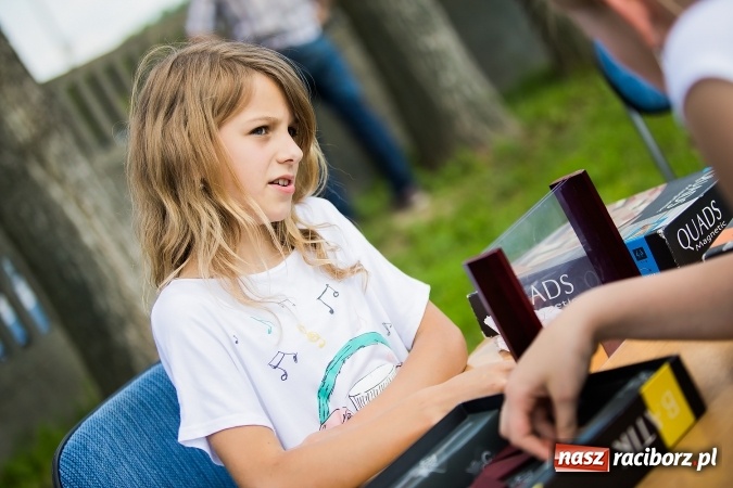 Zdjęcie w galerii na portalu naszraciborz.pl: Festyn rodzinny i Czerwony Kapturek w Studziennej wiadomości z regionu