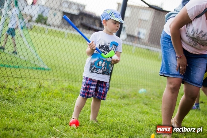 Zdjęcie w galerii na portalu naszraciborz.pl: Festyn rodzinny i Czerwony Kapturek w Studziennej wiadomości z regionu