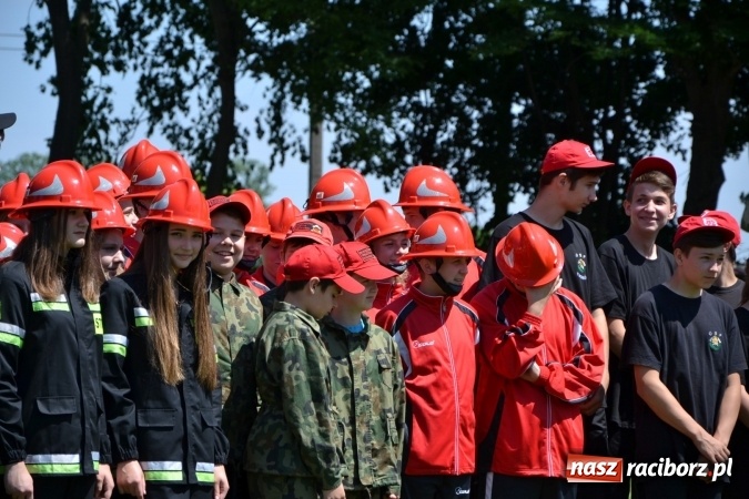 Zdjęcie w galerii na portalu naszraciborz.pl: Nie ma mocnych na Roszków! Pokonał o włos ekipę z Owsiszcz w gminnych zawodach! wiadomości z regionu