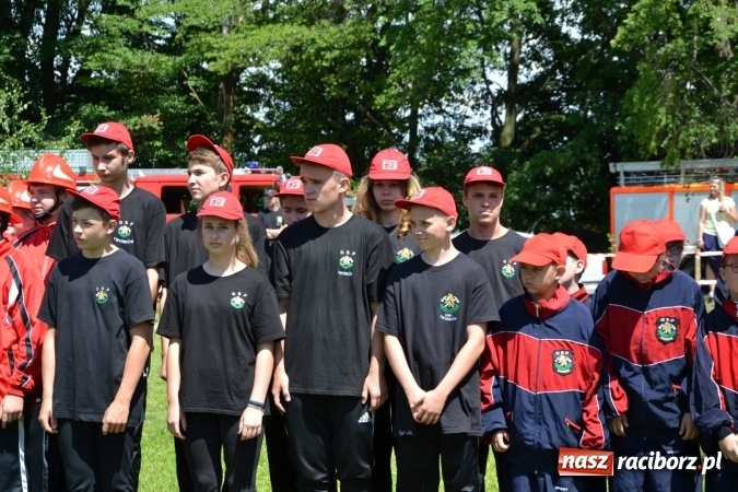 Zdjęcie w galerii na portalu naszraciborz.pl: Nie ma mocnych na Roszków! Pokonał o włos ekipę z Owsiszcz w gminnych zawodach! wiadomości z regionu