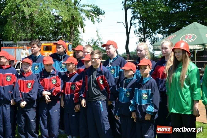 Zdjęcie w galerii na portalu naszraciborz.pl: Nie ma mocnych na Roszków! Pokonał o włos ekipę z Owsiszcz w gminnych zawodach! wiadomości z regionu