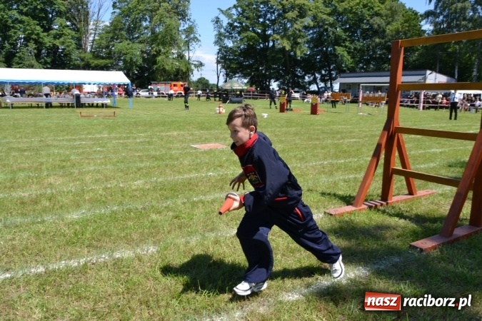 Zdjęcie w galerii na portalu naszraciborz.pl: Nie ma mocnych na Roszków! Pokonał o włos ekipę z Owsiszcz w gminnych zawodach! wiadomości z regionu