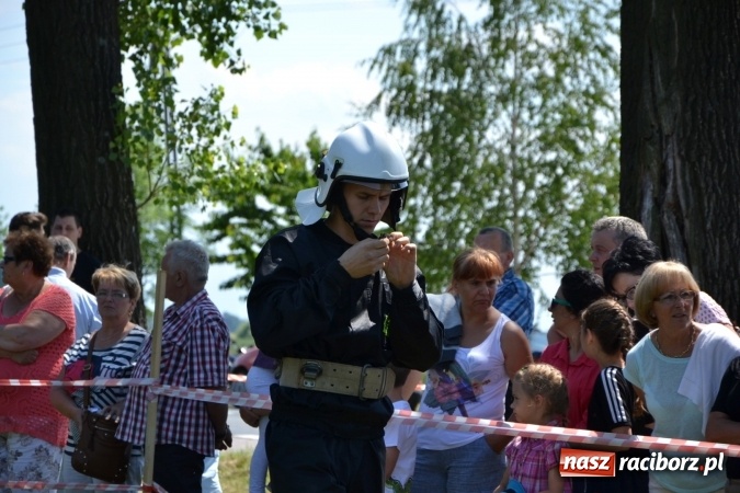 Zdjęcie w galerii na portalu naszraciborz.pl: Nie ma mocnych na Roszków! Pokonał o włos ekipę z Owsiszcz w gminnych zawodach! wiadomości z regionu