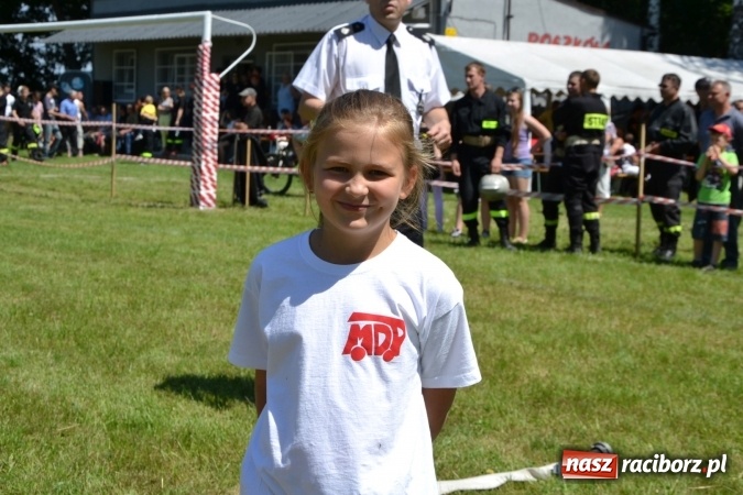 Zdjęcie w galerii na portalu naszraciborz.pl: Nie ma mocnych na Roszków! Pokonał o włos ekipę z Owsiszcz w gminnych zawodach! wiadomości z regionu