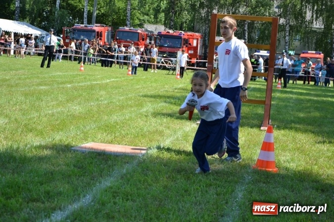 Zdjęcie w galerii na portalu naszraciborz.pl: Nie ma mocnych na Roszków! Pokonał o włos ekipę z Owsiszcz w gminnych zawodach! wiadomości z regionu