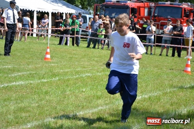 Zdjęcie w galerii na portalu naszraciborz.pl: Nie ma mocnych na Roszków! Pokonał o włos ekipę z Owsiszcz w gminnych zawodach! wiadomości z regionu