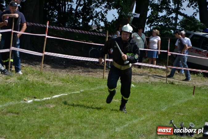 Zdjęcie w galerii na portalu naszraciborz.pl: Nie ma mocnych na Roszków! Pokonał o włos ekipę z Owsiszcz w gminnych zawodach! wiadomości z regionu