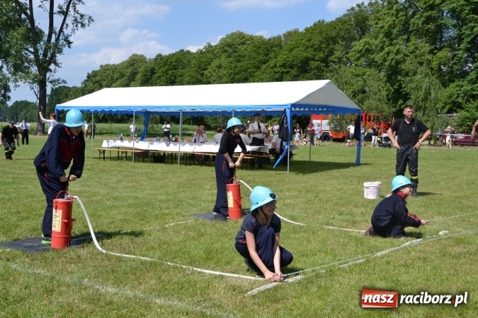 Zdjęcie w galerii na portalu naszraciborz.pl: Nie ma mocnych na Roszków! Pokonał o włos ekipę z Owsiszcz w gminnych zawodach! wiadomości z regionu
