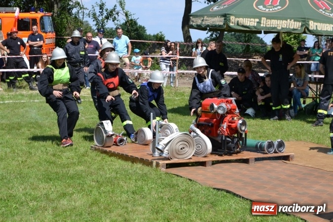 Zdjęcie w galerii na portalu naszraciborz.pl: Nie ma mocnych na Roszków! Pokonał o włos ekipę z Owsiszcz w gminnych zawodach! wiadomości z regionu
