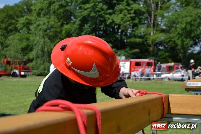 Zdjęcie w galerii na portalu naszraciborz.pl: Nie ma mocnych na Roszków! Pokonał o włos ekipę z Owsiszcz w gminnych zawodach! wiadomości z regionu