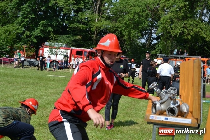 Zdjęcie w galerii na portalu naszraciborz.pl: Nie ma mocnych na Roszków! Pokonał o włos ekipę z Owsiszcz w gminnych zawodach! wiadomości z regionu