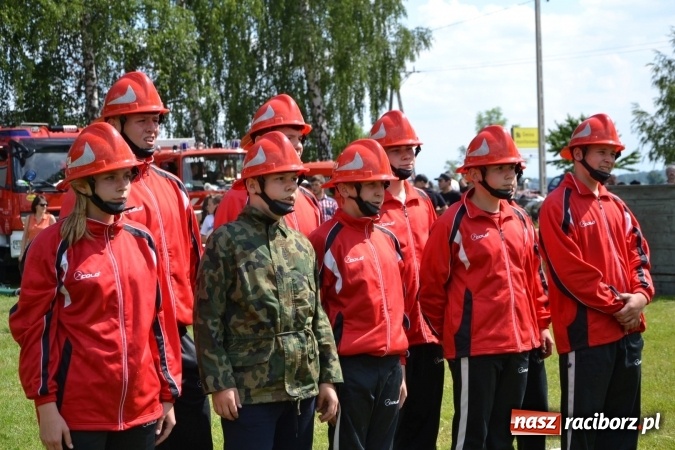 Zdjęcie w galerii na portalu naszraciborz.pl: Nie ma mocnych na Roszków! Pokonał o włos ekipę z Owsiszcz w gminnych zawodach! wiadomości z regionu