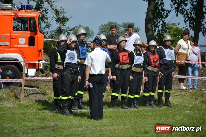 Zdjęcie w galerii na portalu naszraciborz.pl: Nie ma mocnych na Roszków! Pokonał o włos ekipę z Owsiszcz w gminnych zawodach! wiadomości z regionu