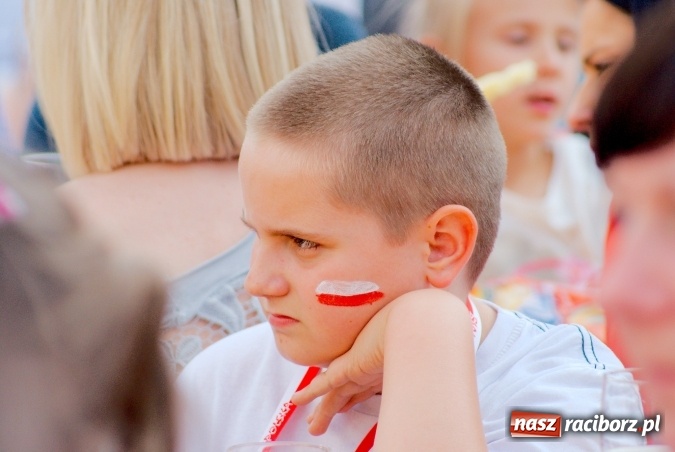 Zdjęcie w galerii na portalu naszraciborz.pl: Kto wygra? Polska czy Niemcy? Mecz do obejrzenia w strefie kibica i...  wiadomości z regionu