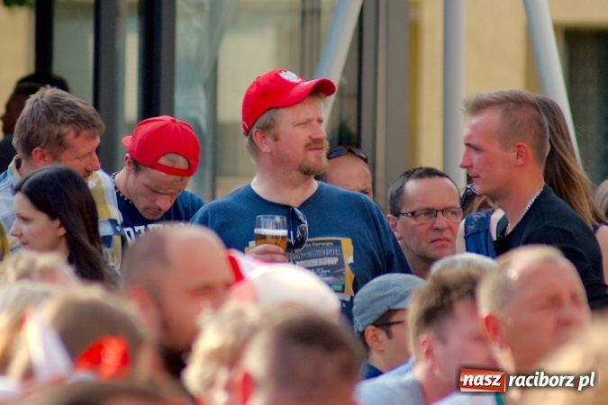 Zdjęcie w galerii na portalu naszraciborz.pl: Kto wygra? Polska czy Niemcy? Mecz do obejrzenia w strefie kibica i...  wiadomości z regionu