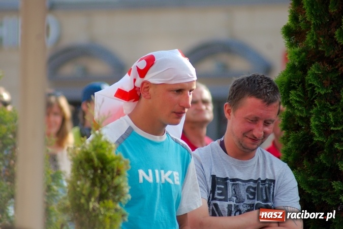 Zdjęcie w galerii na portalu naszraciborz.pl: Kto wygra? Polska czy Niemcy? Mecz do obejrzenia w strefie kibica i...  wiadomości z regionu