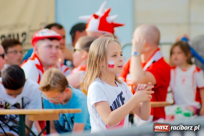 Zdjęcie w galerii na portalu naszraciborz.pl: Kto wygra? Polska czy Niemcy? Mecz do obejrzenia w strefie kibica i...  wiadomości z regionu