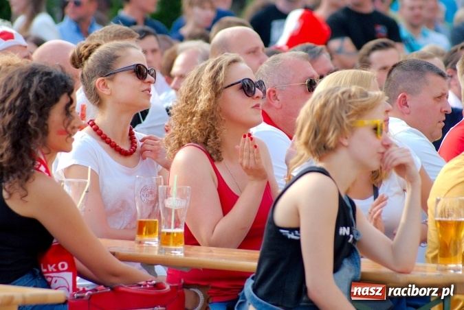 Zdjęcie w galerii na portalu naszraciborz.pl: Kto wygra? Polska czy Niemcy? Mecz do obejrzenia w strefie kibica i...  wiadomości z regionu