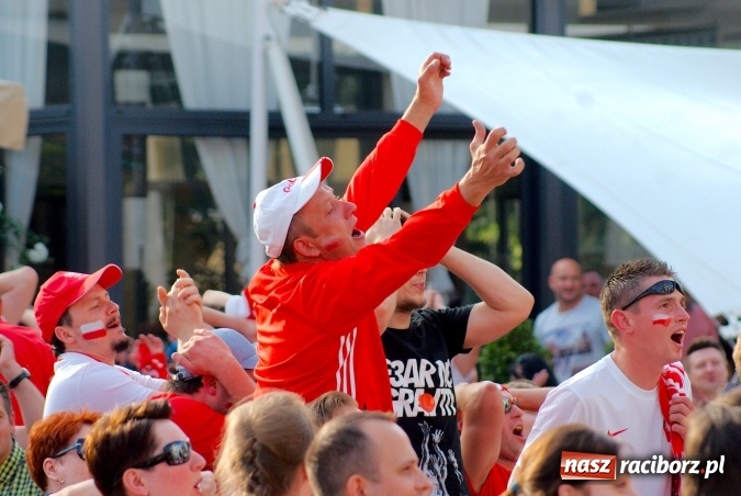 Zdjęcie w galerii na portalu naszraciborz.pl: Kto wygra? Polska czy Niemcy? Mecz do obejrzenia w strefie kibica i...  wiadomości z regionu