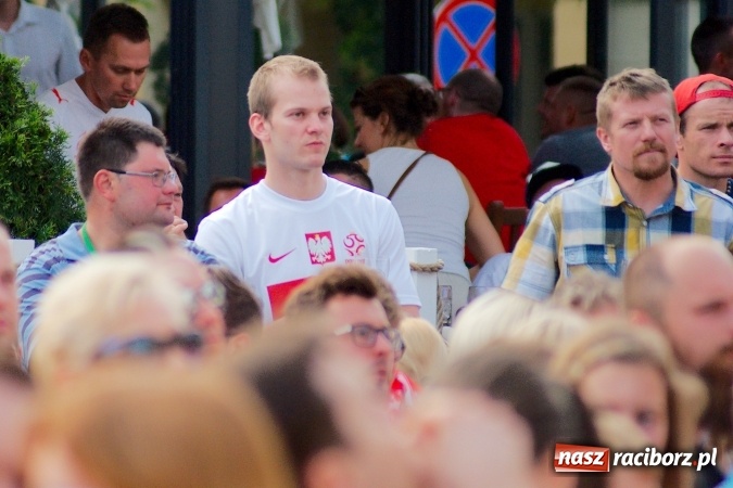 Zdjęcie w galerii na portalu naszraciborz.pl: Kto wygra? Polska czy Niemcy? Mecz do obejrzenia w strefie kibica i...  wiadomości z regionu