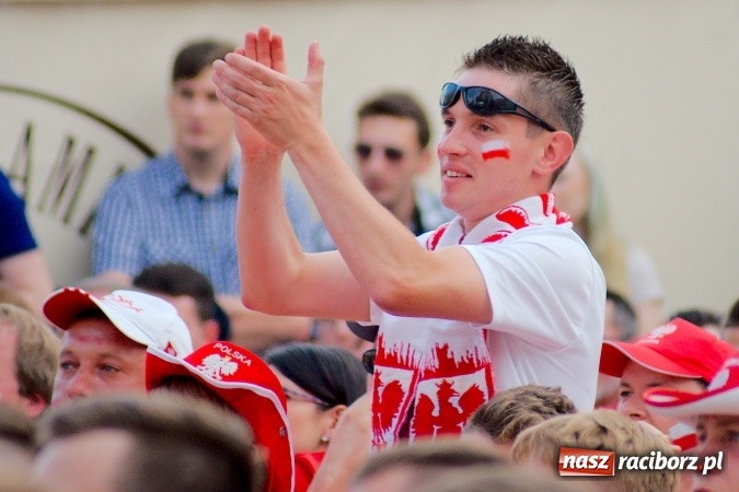 Zdjęcie w galerii na portalu naszraciborz.pl: Kto wygra? Polska czy Niemcy? Mecz do obejrzenia w strefie kibica i...  wiadomości z regionu